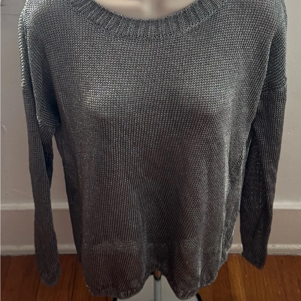 Vince Gray metallic silver Crew Neck long sleeve Sweater, size XS heavyweight